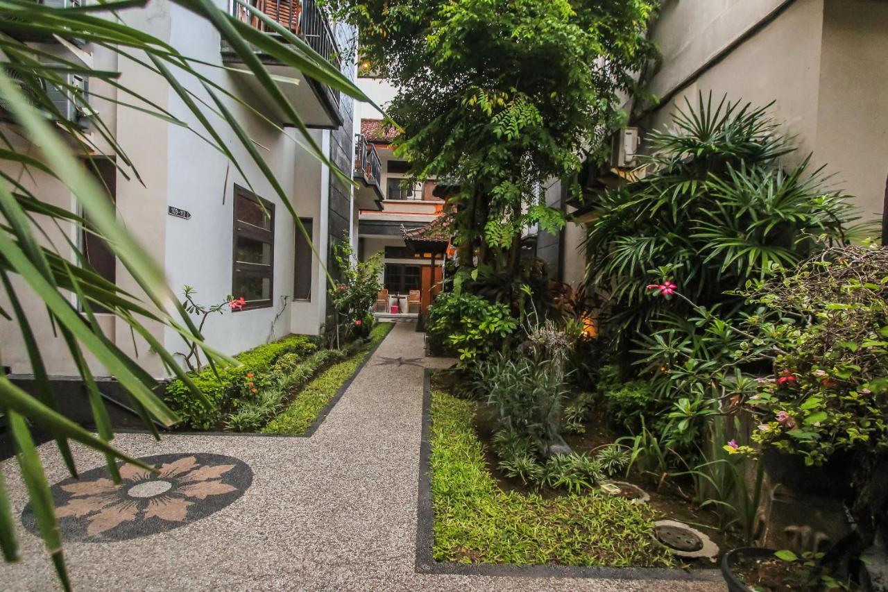 Legian Village Hotel - Chse Certified Exterior foto